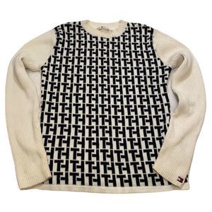 Vintage 1990’s Tommy Hilfiger Logo Sweater